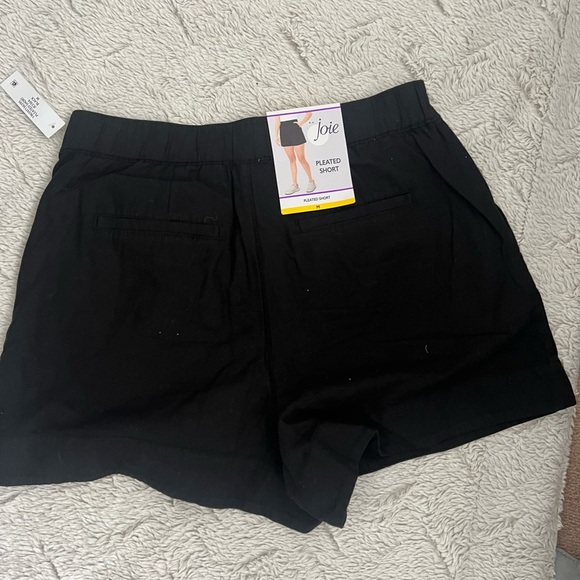 NWT Joie Pleated Shorts Size Medium - Picture 4 of 4
